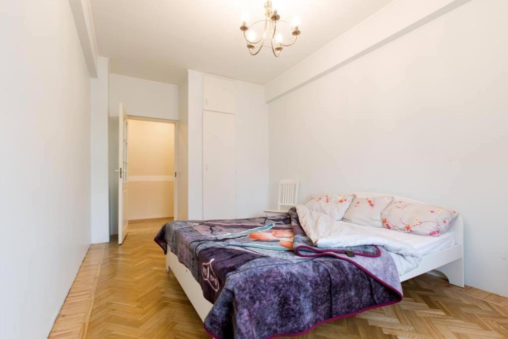 Bright Apartment Near Bus Statioon Reval Exterior foto